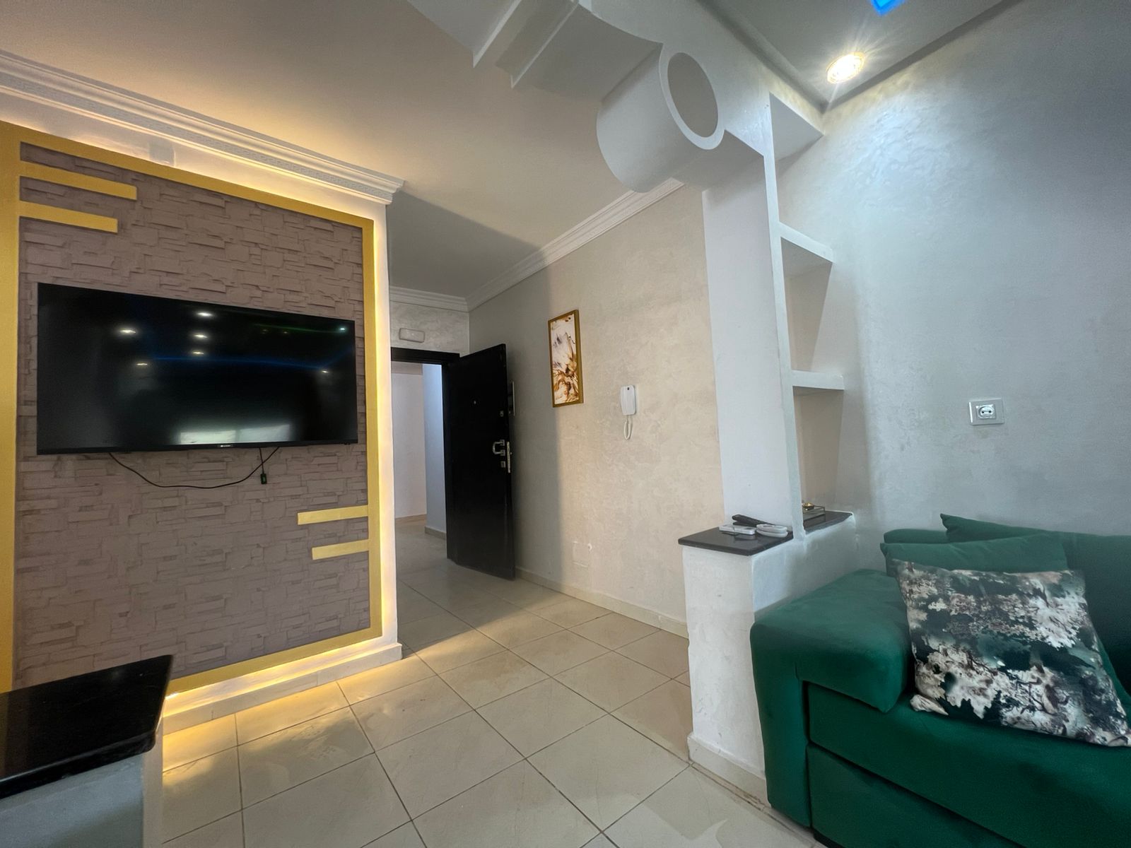 Superbe appartement meublé à louer – Résidence avec piscine - Miniature 2