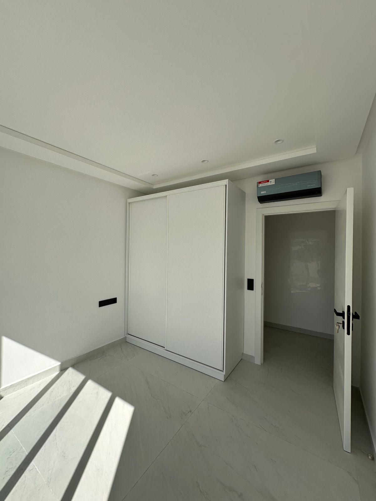 Penthouse-a-vendre-rue-marrakech-vue-montagne - Miniature 2