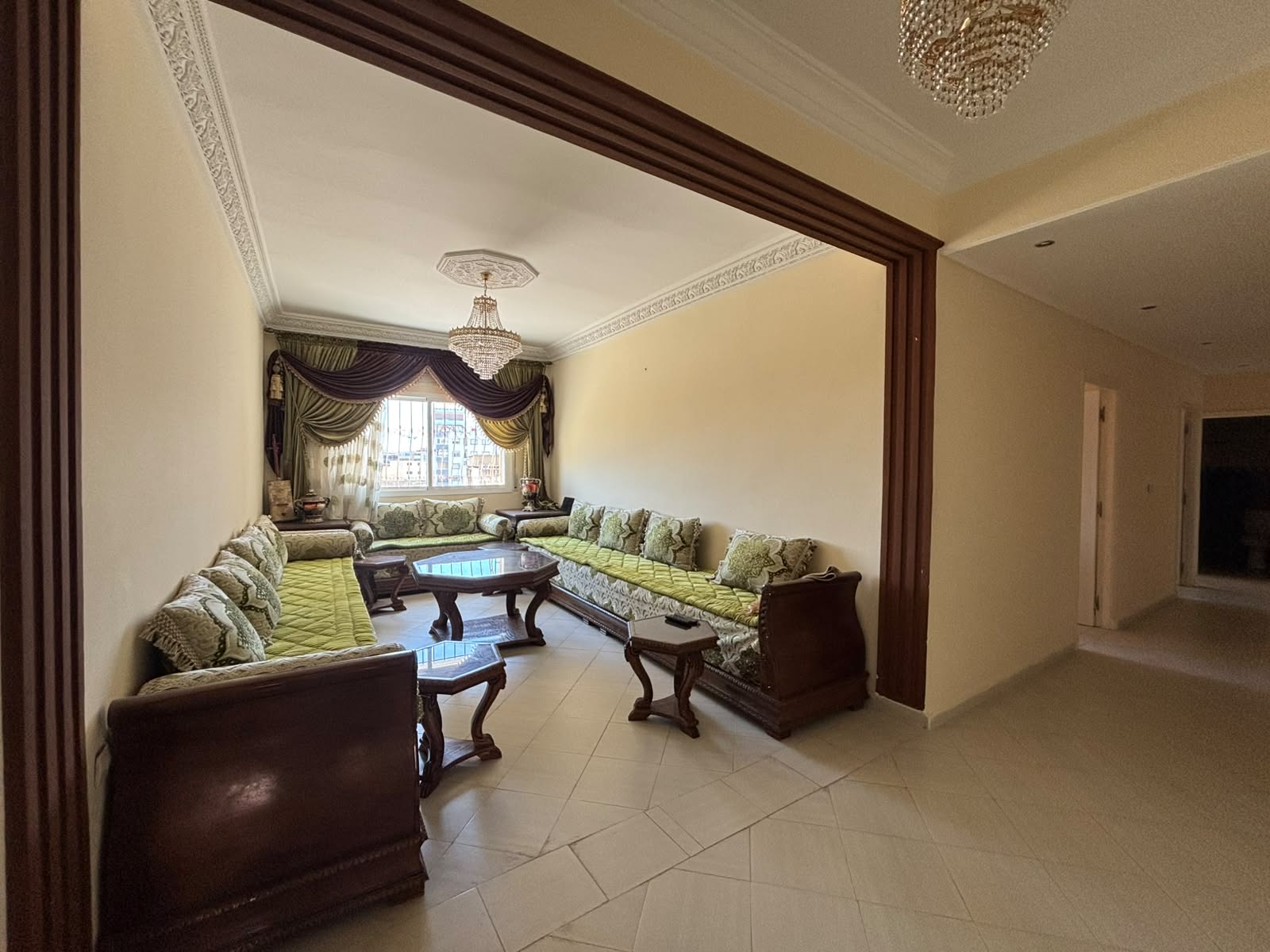 Appartement Meublé à Vendre – Quartier Moujahidine - Miniature 1
