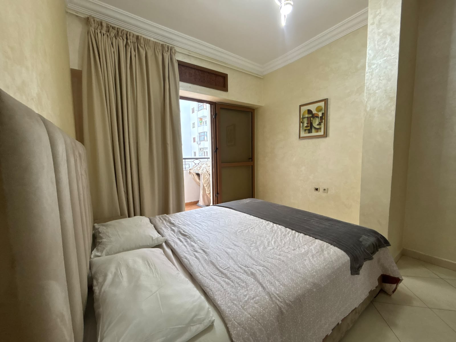 Appartement à la Corniche – Location Saisonnière - Miniature 2