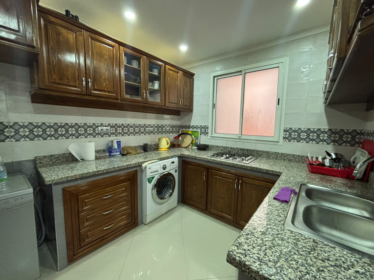 Maison R+3 à vendre au quartier Boughaz - Miniature 3